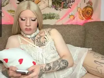 Chaturbate Live Sex of chl0echerry