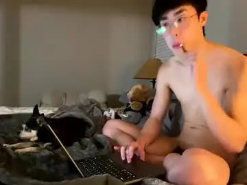 Chaturbate Live Sex Cam of hottiewithabody101