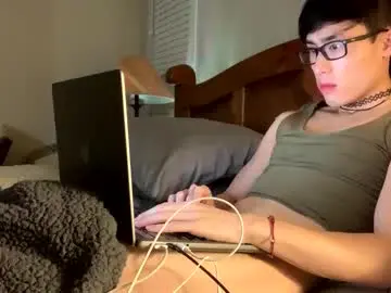 Chaturbate Watch Live Sex Cams of hottiewithabody101