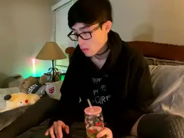 Chaturbate Live Sex of hottiewithabody101