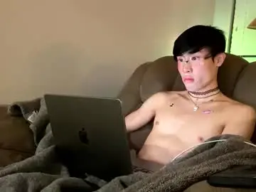 Chaturbate Nude Webcam of hottiewithabody101