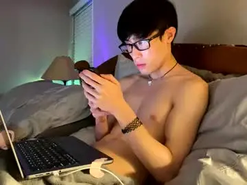 Chaturbate Nude Webcam of hottiewithabody101
