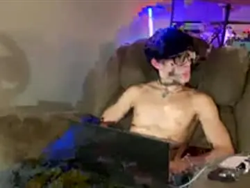 Chaturbate Adult Video Chat of hottiewithabody101