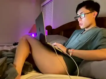Chaturbate Watch Live Sex Cams of hottiewithabody101
