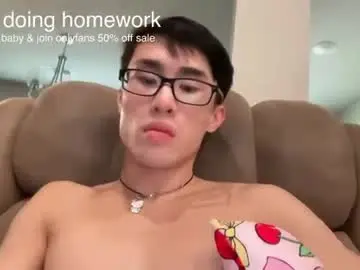 Chaturbate Best Webcam of hottiewithabody101