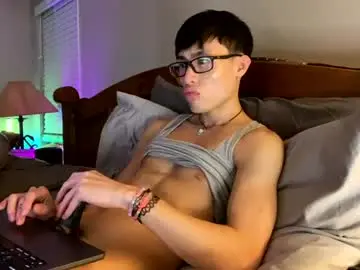 Chaturbate Live Sex Cam of hottiewithabody101