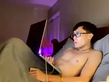 Chaturbate Nude Webcam of hottiewithabody101