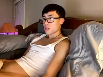 Chaturbate Live Sex Cam of hottiewithabody101