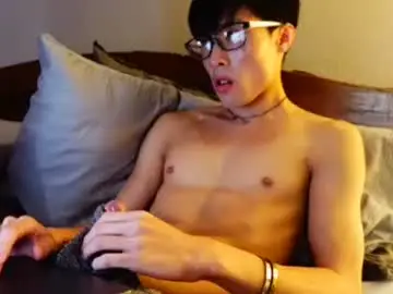 Chaturbate Nude Webcam of hottiewithabody101