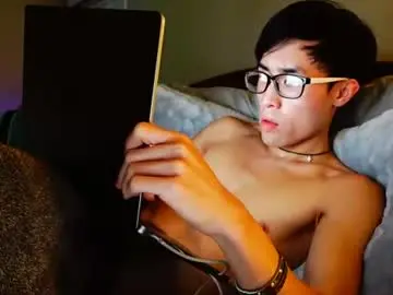 Chaturbate Adult Webcams of hottiewithabody101