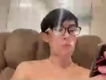 Chaturbate Free Porn Cam of hottiewithabody101
