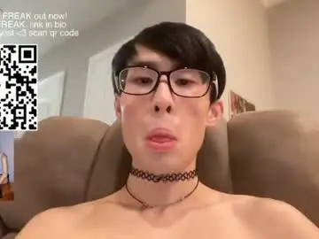 Chaturbate Live Sex Cam of hottiewithabody101