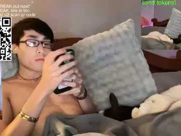 Chaturbate Adult Webcams of hottiewithabody101