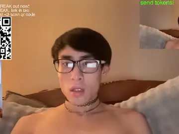 Chaturbate Best Webcam of hottiewithabody101