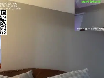 Chaturbate Watch Live Sex Cams of hottiewithabody101