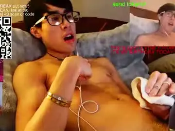Chaturbate Live Sex of hottiewithabody101