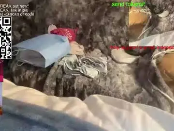 Chaturbate Free Porn Cam of hottiewithabody101