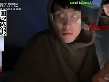 Chaturbate Nude Webcam of hottiewithabody101