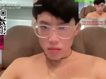 Chaturbate Watch Live Sex Cams of hottiewithabody101