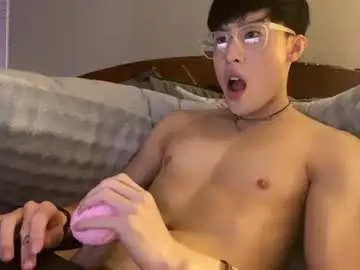 Chaturbate Watch Live Sex Cams of hottiewithabody101