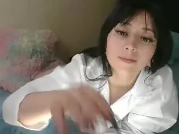 Chaturbate Sex Chat of lia_queen610