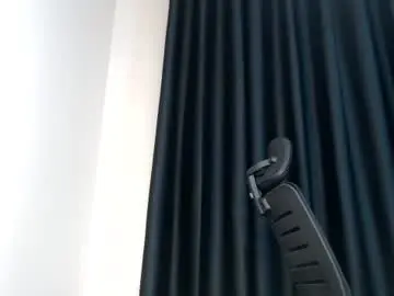 Chaturbate Sex Chat of petite_freakette