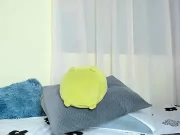 Chaturbate Live Sex Cam of xemilycb