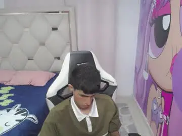 Chaturbate Sex Cam of akyra_latin