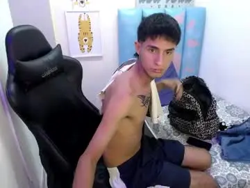 Chaturbate Watch Live Sex Cams of akyra_latin