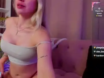 Chaturbate Free Live Porn of curvybby1