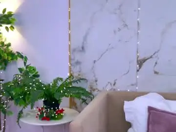 Chaturbate Live Sex Cam of elizabethcash