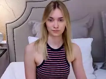 Chaturbate Live Sex Cam of elizabethcash