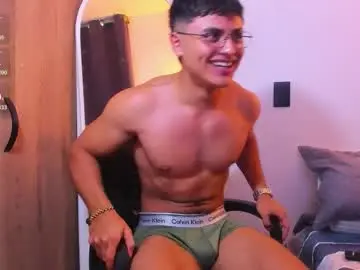 Chaturbate Adult Video Chat of lucadior