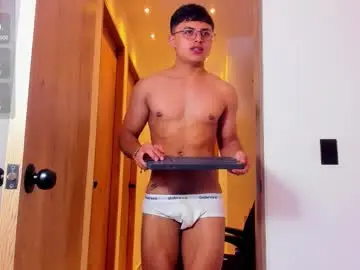 Chaturbate Nude Webcam of lucadior