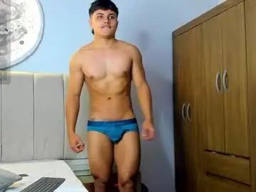 Chaturbate Adult Video Chat of lucadior
