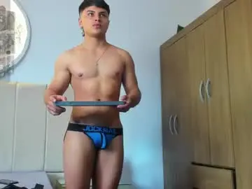 Chaturbate Live Porn of lucadior