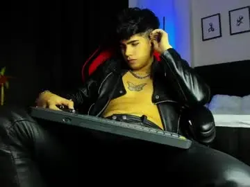 Chaturbate Best Webcam of lylebennett_