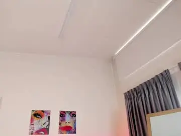 Chaturbate Live Porn of mia_rousseau