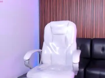 Chaturbate Live Sex Cam of alex_cute77