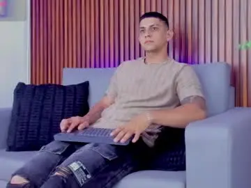 Chaturbate Sex Cam of alex_cute77