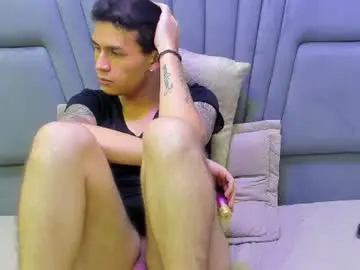 Chaturbate Free Porn Cam of dalton_blue