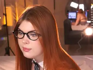 Chaturbate Watch Live Sex Cams of ffoxyflame