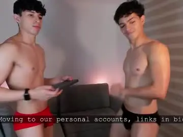 Chaturbate Sex Cam of kens_boys