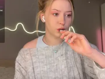 Chaturbate Watch Live Sex Cams of kittyloffe