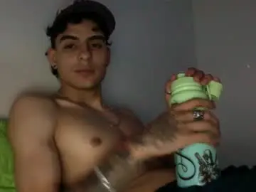 Chaturbate Watch Live Sex Cams of lyan_master_