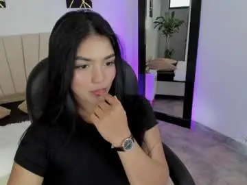 Chaturbate Sex Cam of saraa_stormy