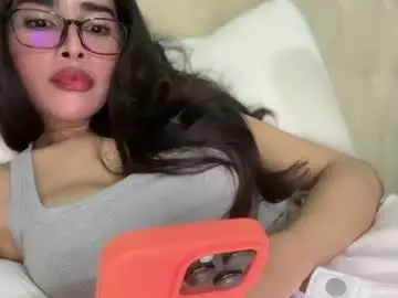 Chaturbate Free Porn Cam of worthy_bigcock_bigcum