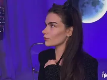 Chaturbate Live Sex of adriana_allen