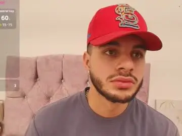 Chaturbate Live Porn of amadeo_wild