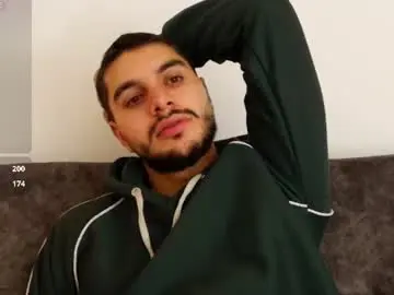 Chaturbate Best live sex cam show of amadeo_wild